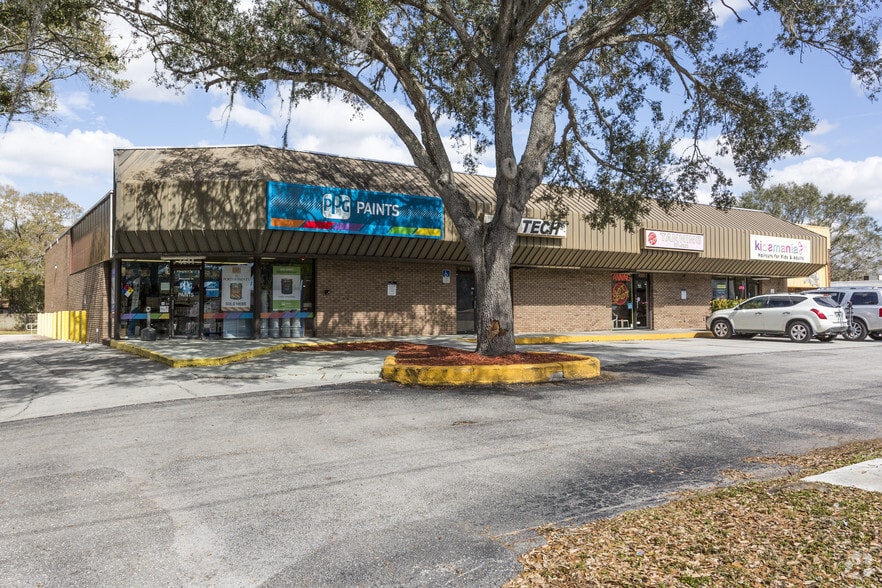 4511-4517 Bee Ridge Rd, Sarasota, FL for lease - Primary Photo - Image 1 of 4