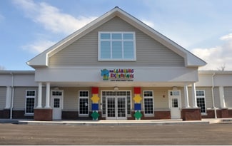 More details for 266-276 S Main St, Newtown, CT - Retail for Lease