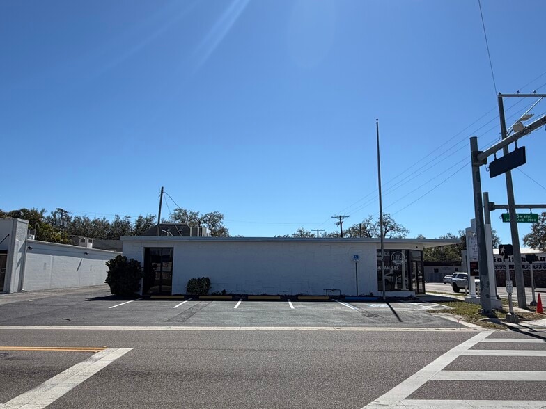 3418 W Swann Ave, Tampa, FL for lease - Building Photo - Image 3 of 29