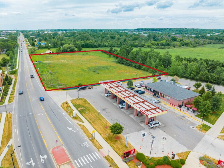 375 W Ellsworth Rd, Ann Arbor, MI à vendre - Photo du bâtiment - Image 2 de 3