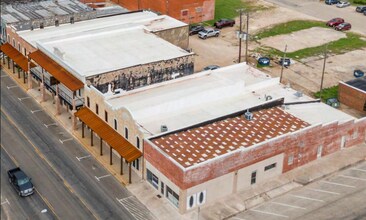 201-213 S Main St, McGregor, TX - Aerial map view