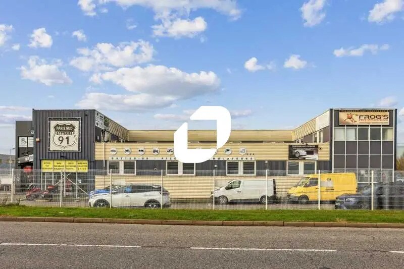 Office in Villabé for lease - Building Photo - Image 1 of 12