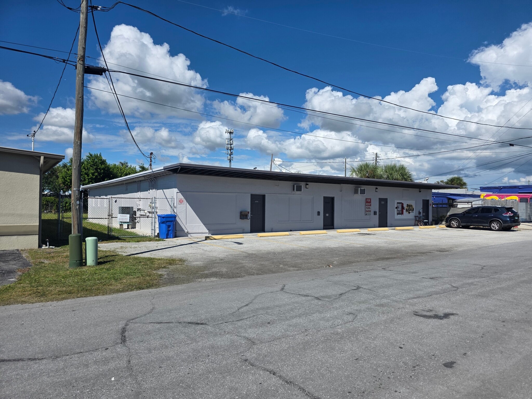 4903 8th Ave S, Gulfport, FL for lease Interior Photo- Image 1 of 10