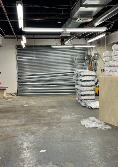 4423 2nd Ave, Brooklyn, NY for lease - Building Photo - Image 2 of 2