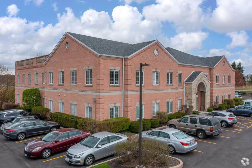 10811 W 143rd St, Orland Park, IL à louer - Photo du bâtiment - Image 1 de 10