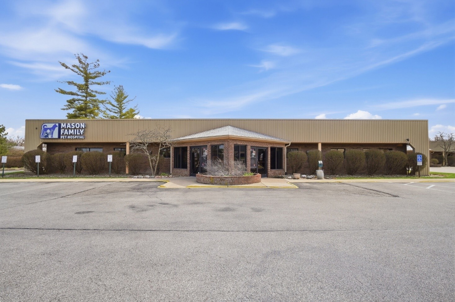 770 Reading Rd, Mason, OH for lease Building Photo- Image 1 of 10