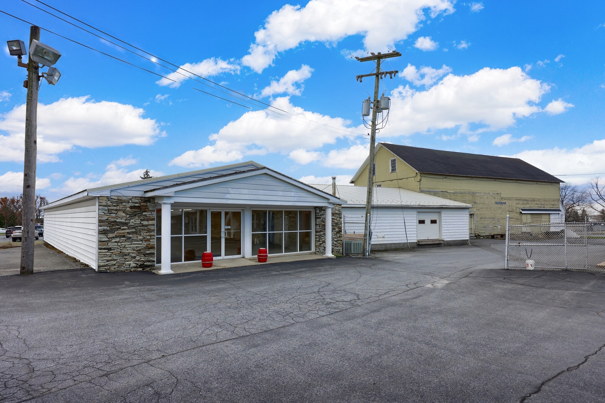 16 Graybill Rd, Leola, PA à louer Photo intérieure- Image 1 de 19