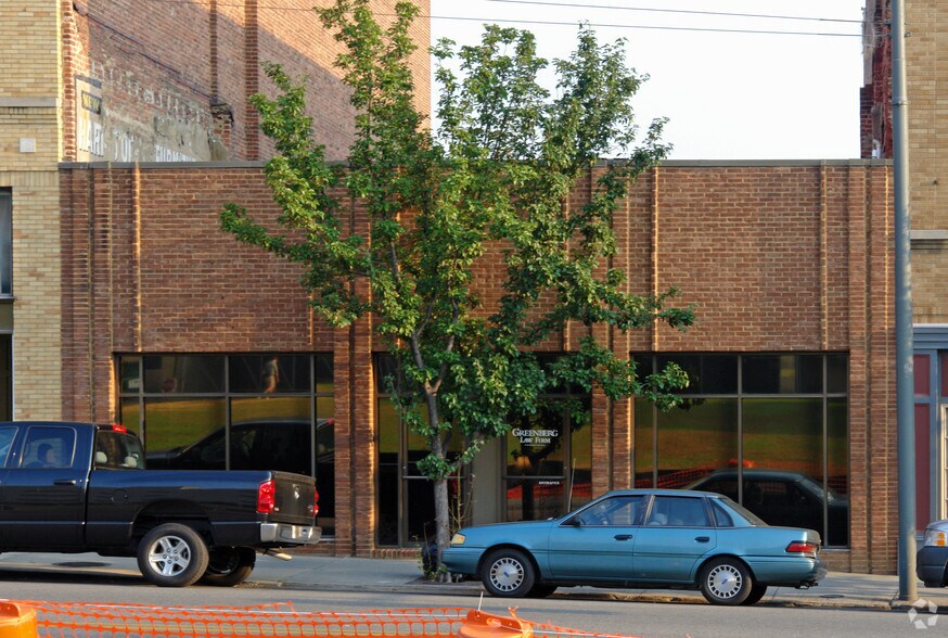 305 Campbell Ave SW, Roanoke, VA for lease - Primary Photo - Image 2 of 7