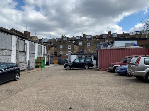 1-12 Sybil Mews, London for lease - Building Photo - Image 3 of 9