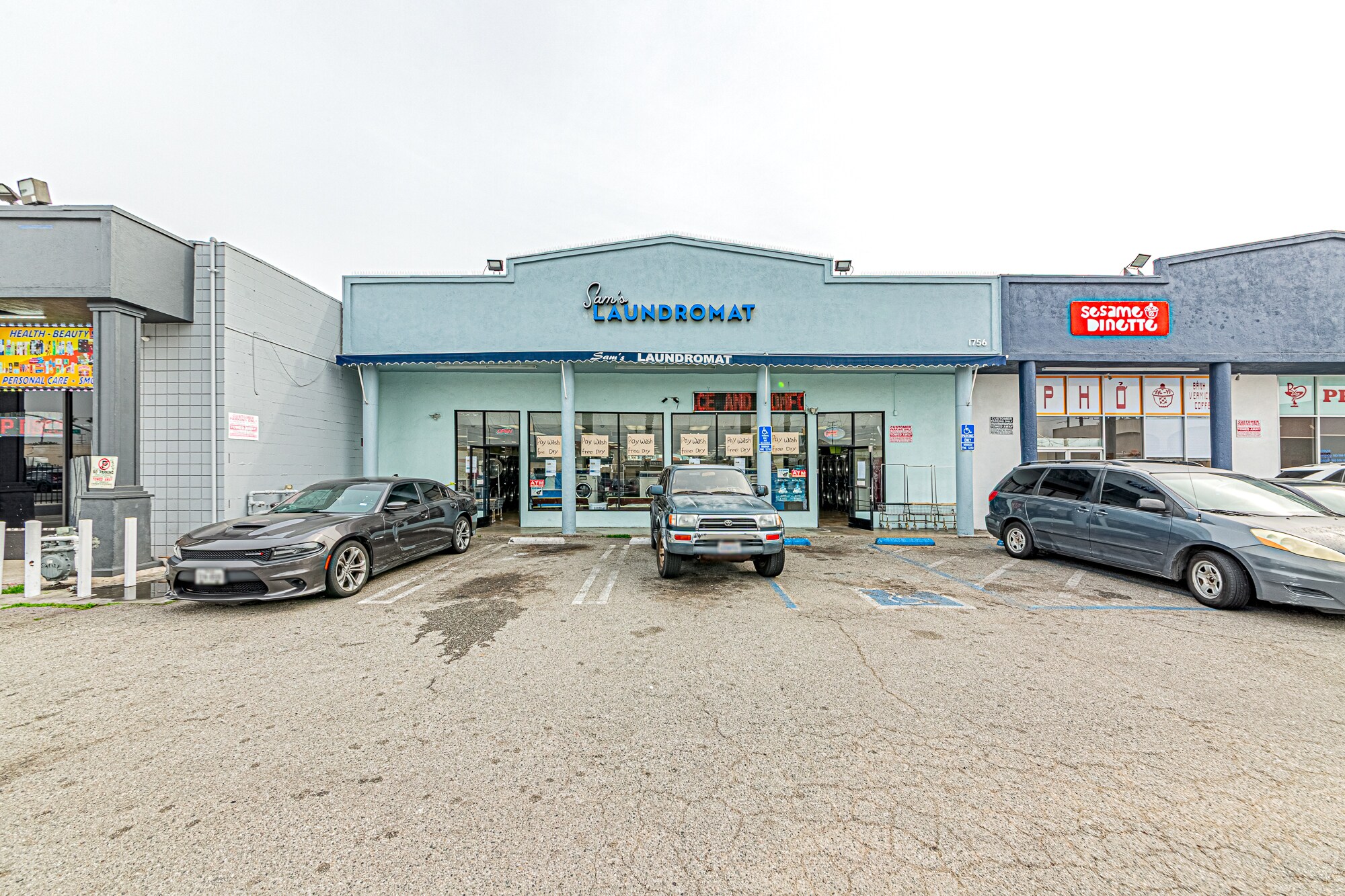 1756 Pacific Ave, Long Beach, CA à vendre Photo principale- Image 1 de 40