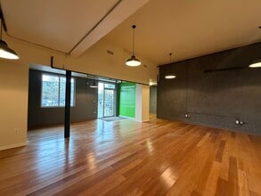 1120 SE Main St, Portland, OR à louer Photo intérieure- Image 1 de 7
