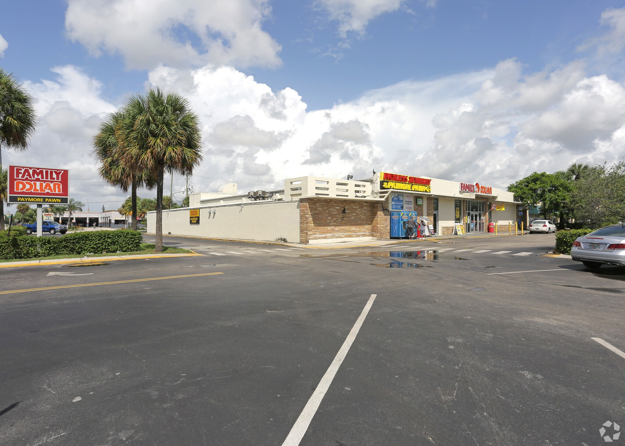 945-951 W Sunrise Blvd, Fort Lauderdale, FL à louer Photo du bâtiment- Image 1 de 14