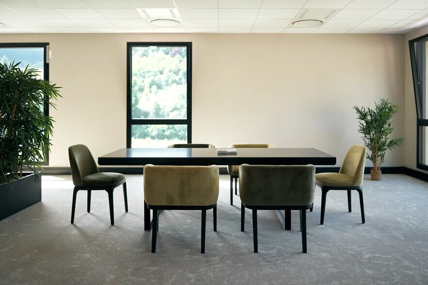 17 Rue De Paris, Tarare à louer - Photo du bâtiment - Image 3 de 70