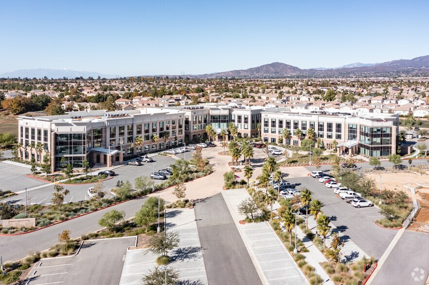 839 Highland Springs Ave, Beaumont, CA for lease - Aerial - Image 3 of 5