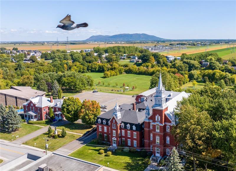 1395 Rue Notre-Dame, Saint-cesaire, QC à vendre - Photo du bâtiment - Image 3 de 27