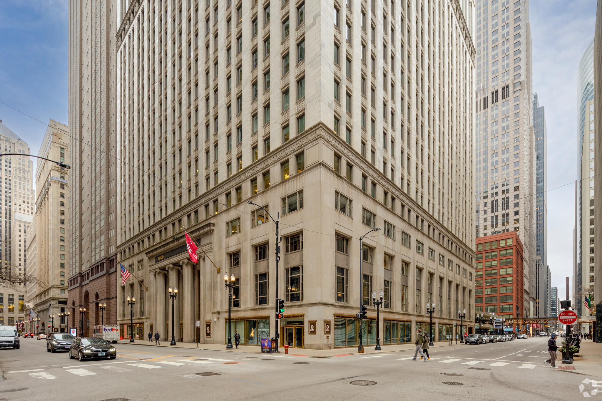 120 S LaSalle St, Chicago, IL for lease Building Photo- Image 1 of 5