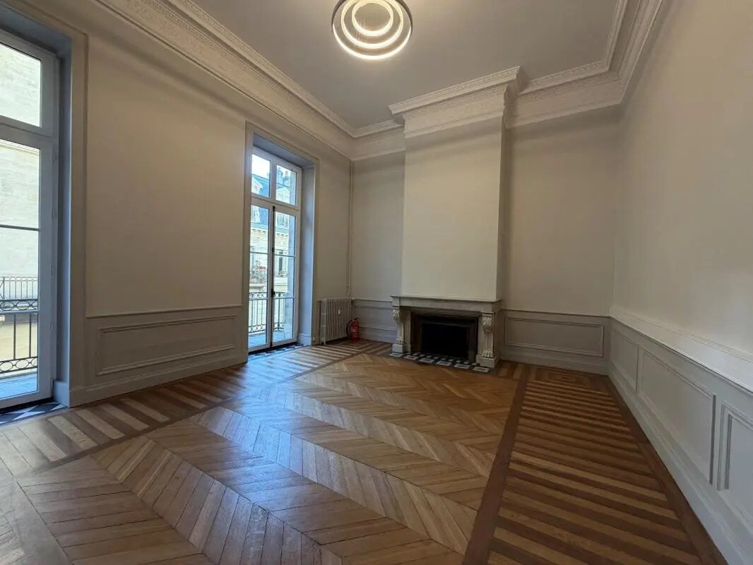 Bureau dans Bordeaux à louer Photo intérieure- Image 1 de 5