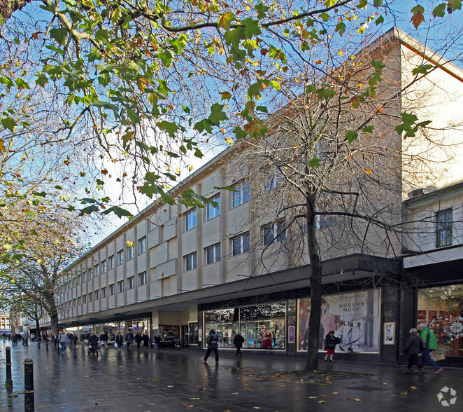 32-48 Promenade, Cheltenham à louer - Photo du bâtiment - Image 2 de 2