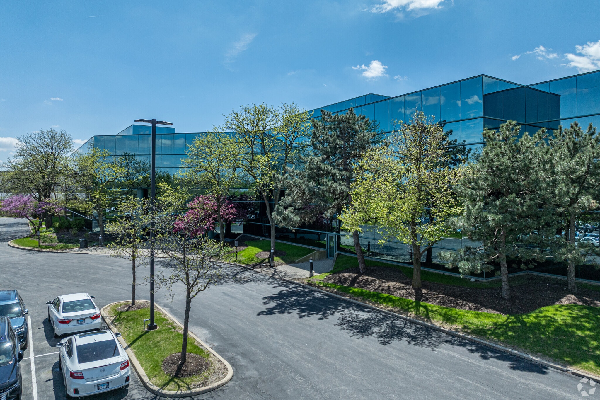 450 E Devon Ave, Itasca, IL à louer Photo principale- Image 1 de 6