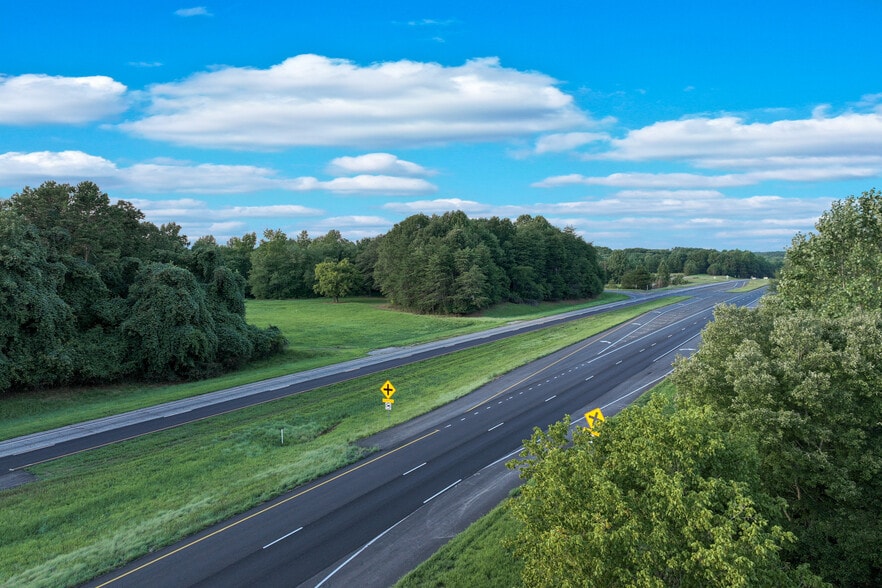 4850 Cornela Hwy, Lula, GA for sale - Building Photo - Image 2 of 9