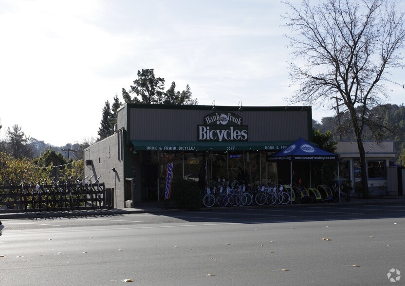 3377 Mt Diablo Blvd, Lafayette, CA à vendre - Photo du bâtiment - Image 2 de 5