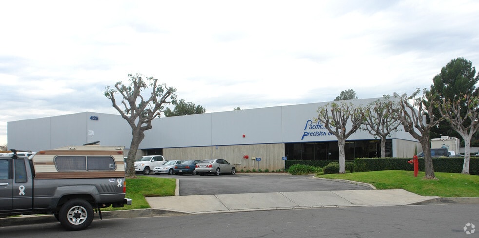 425 Borrego Ct, San Dimas, CA for lease - Building Photo - Image 3 of 3