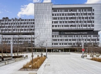 Plus de détails pour 14 St Matthews Rd, Toronto, ON - Commerce de détail à louer