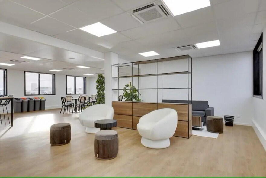44-50 Avenue Georges Pompidou, Levallois-Perret for lease - Interior Photo - Image 2 of 6