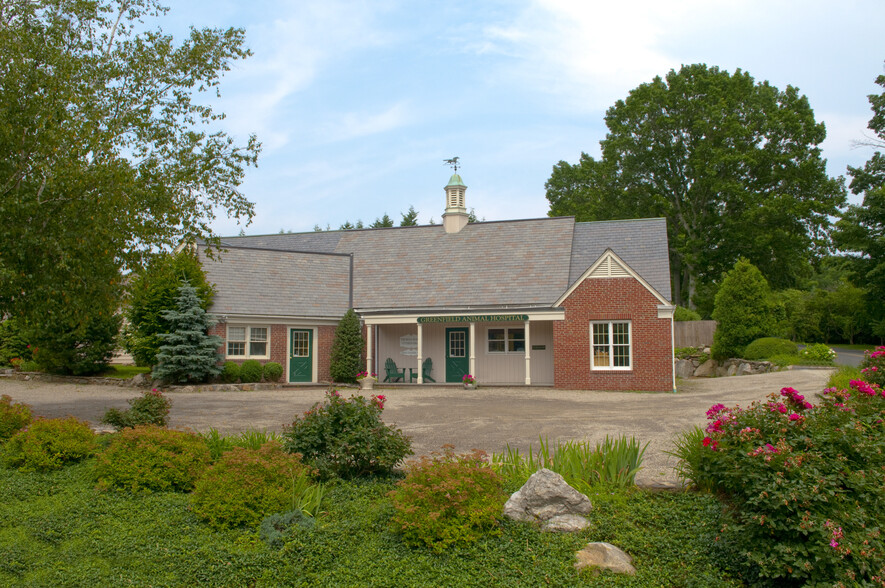 186 Hillside Rd, Fairfield, CT for lease - Building Photo - Image 1 of 4