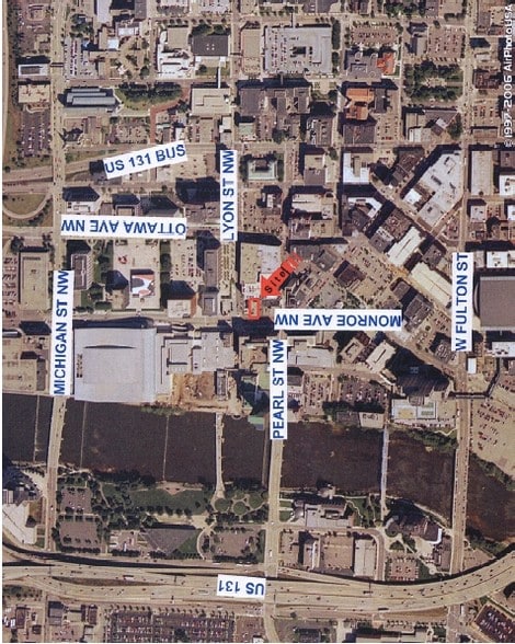 190 Monroe Ave NW, Grand Rapids, MI for lease - Aerial - Image 2 of 7