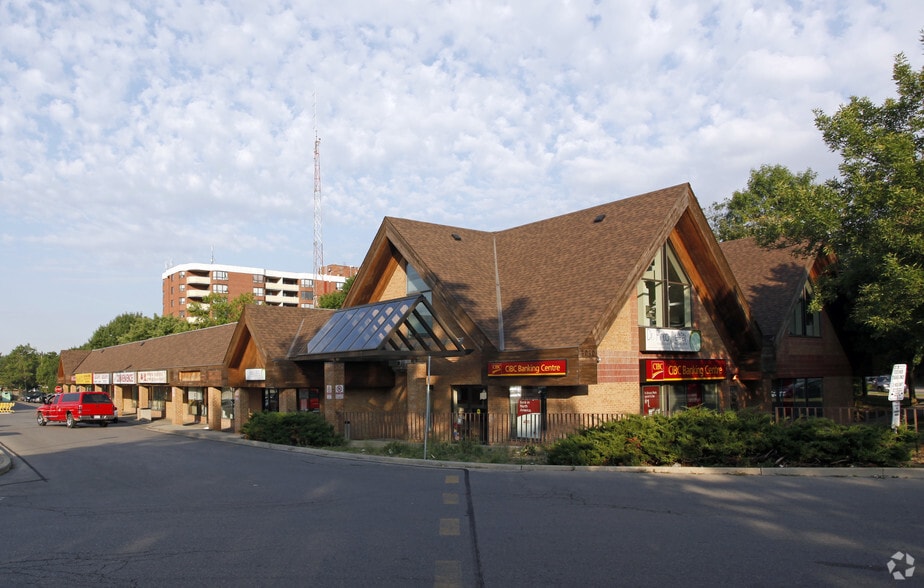 4040 Creditview Rd, Mississauga, ON à louer - Photo du bâtiment - Image 2 de 19