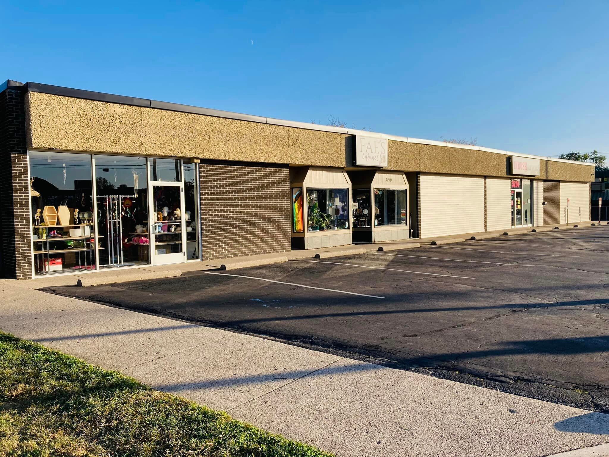 3202-3212 Crescent Ave, Fort Wayne, IN for lease Building Photo- Image 1 of 6