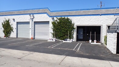 7625 Hayvenhurst Ave, Van Nuys, CA for lease Interior Photo- Image 1 of 3