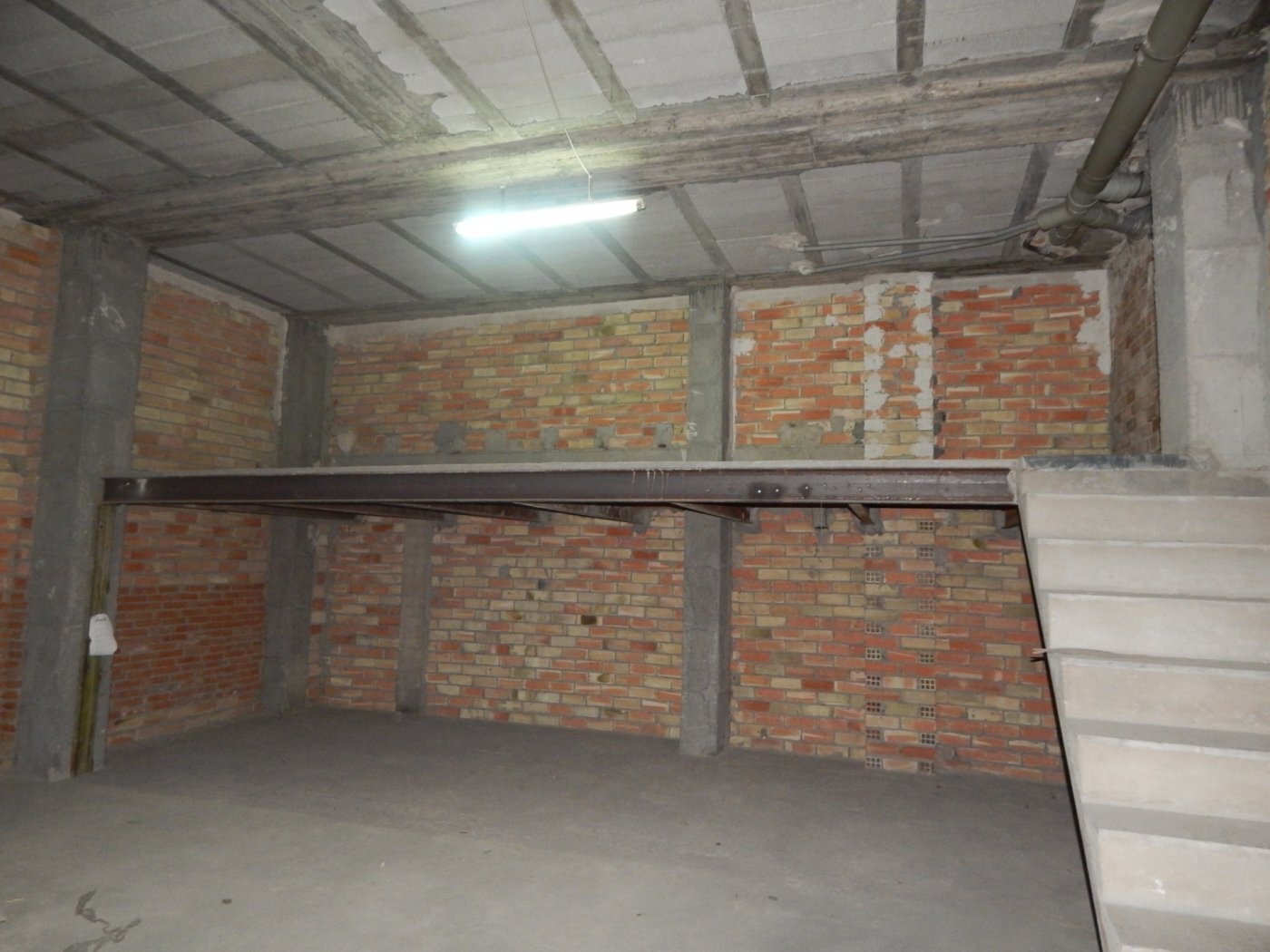 Retail in Ontinyent, Valencia for lease Building Photo- Image 1 of 7