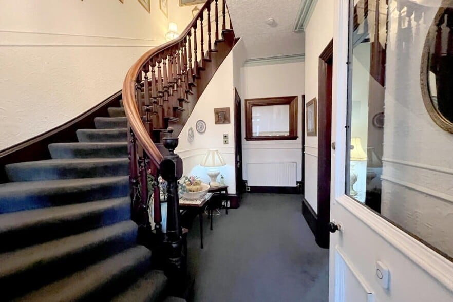 9 Matheson Rd, Stornoway à vendre - Photo intérieure - Image 3 de 9