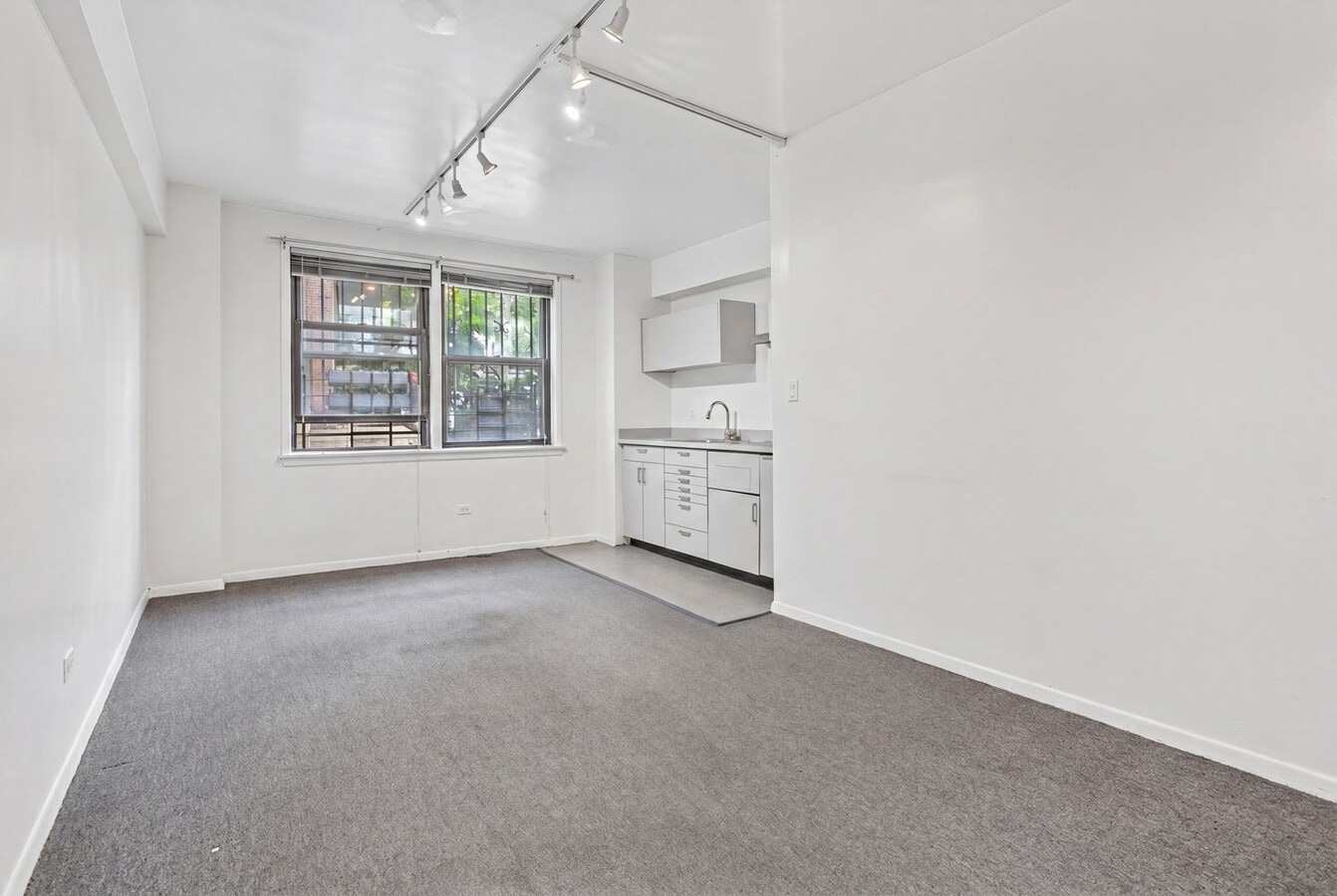 55 E 9th St, New York, NY 10003 - Unité 1F - - Photo intérieure - Image 2 of 16