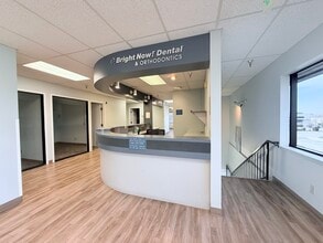 5755 Redwood Dr, Rohnert Park, CA à louer Photo intérieure- Image 1 de 23