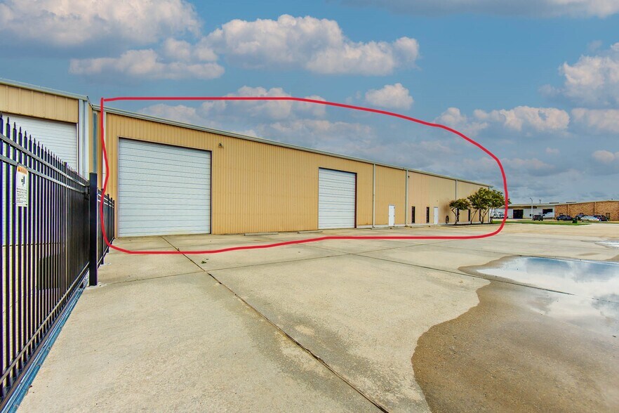 204 Venture Blvd, Houma, LA à louer - Photo du bâtiment - Image 3 de 16
