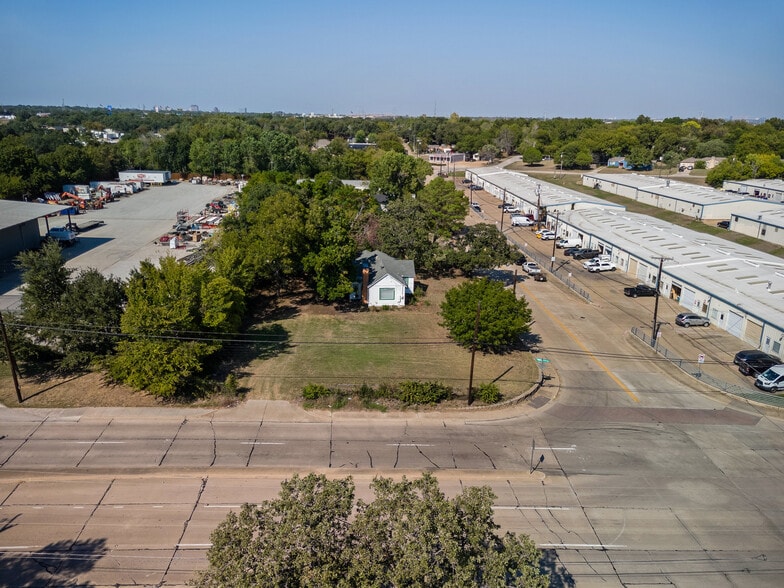 1201 S Wildwood Dr, Irving, TX for sale - Building Photo - Image 3 of 17