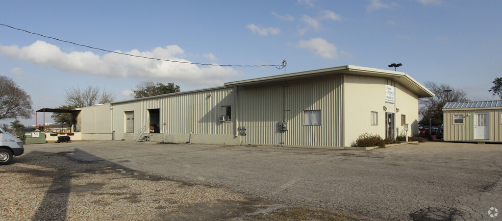 2500 Rutland Dr, Austin, TX for lease - Building Photo - Image 2 of 2