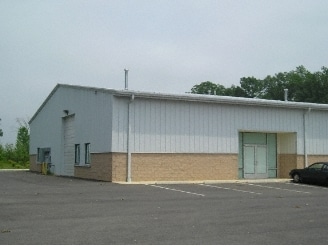 450 Nelms Cir, Fredericksburg, VA for lease - Building Photo - Image 2 of 4