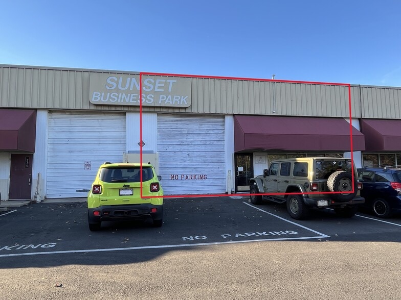 294 Sunset Park Dr, Herndon, VA for sale - Building Photo - Image 3 of 3