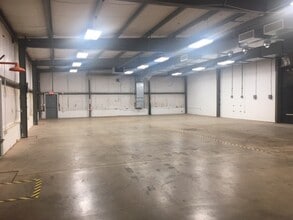 753 US Route 30 W, Imperial, PA for lease Interior Photo- Image 1 of 4