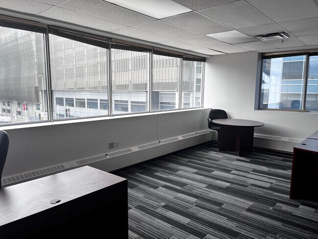 Plus de détails pour 1001 1st St SE, Calgary, AB - Bureau à louer