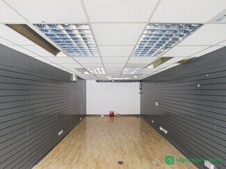 Plus de détails pour 8 Lime St, Bedford - Commerce de détail à louer