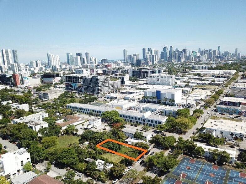 3041 NW 5th Ave, Miami, FL à vendre - Photo du bâtiment - Image 2 de 12