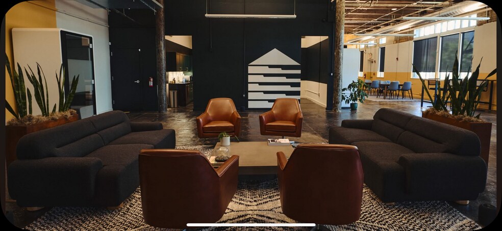 101 Crawford St, Houston, TX à louer - Photo du bâtiment - Image 3 de 8