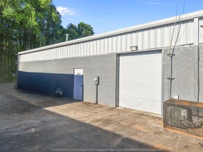 101 Creek Ridge Rd, Greensboro, NC for lease Building Photo- Image 2 of 3