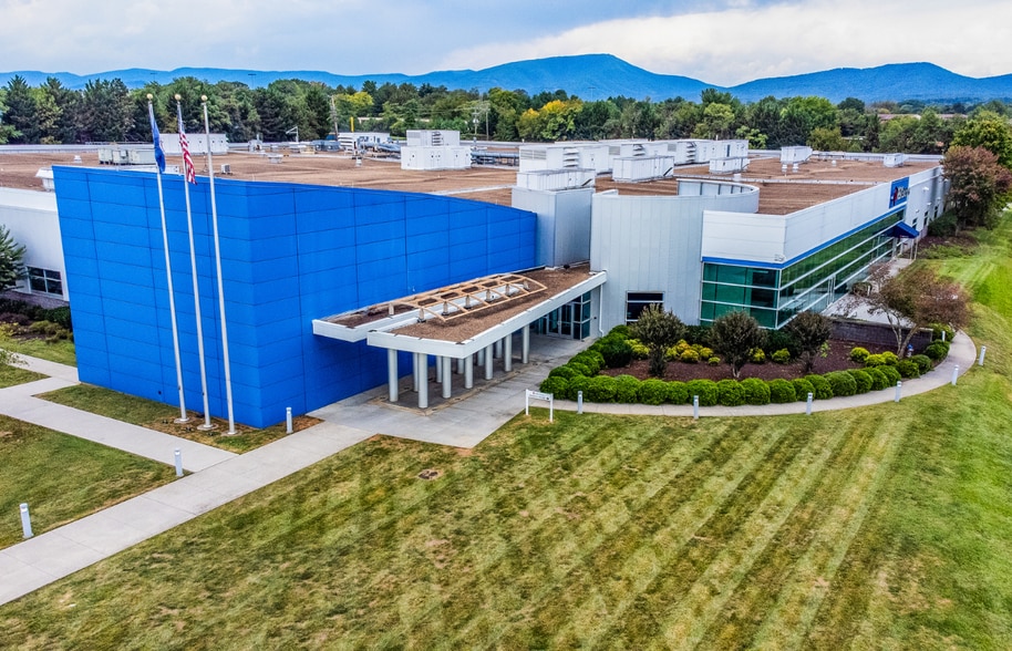 2797 Frontage Rd NW, Roanoke, VA for lease - Building Photo - Image 3 of 8