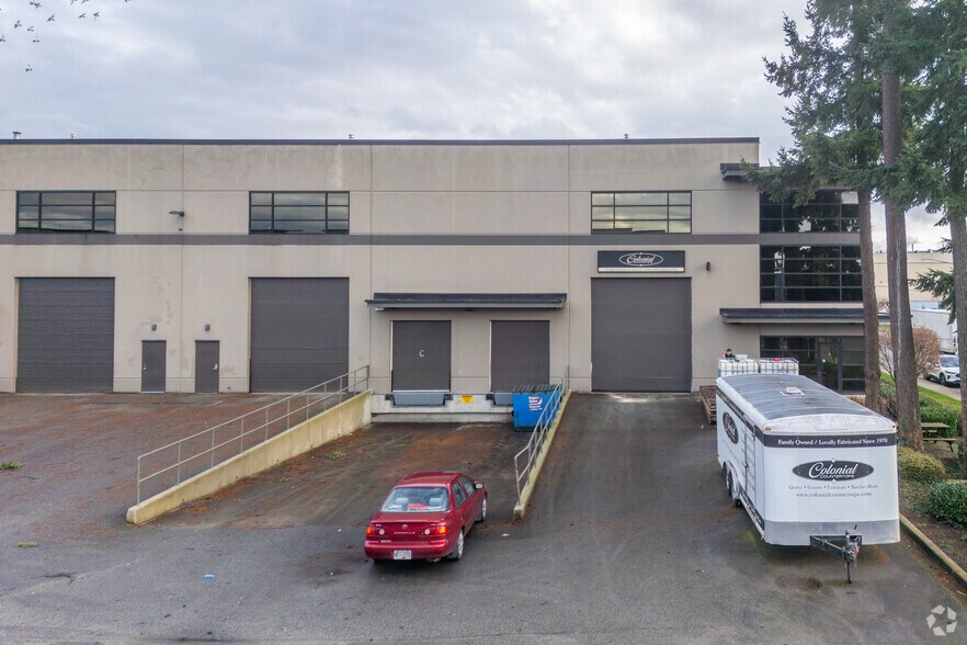 31035 Wheel Ave, Abbotsford, BC à louer - Photo du bâtiment - Image 2 de 3